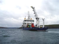 GRANUAILE changing the Bulman Bouy, Friday 30-April-2004